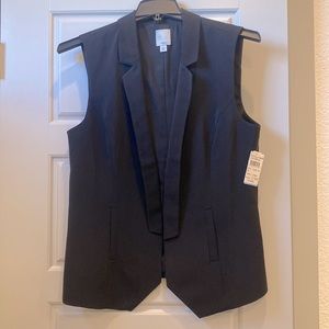 NWT halogen black fitted vest